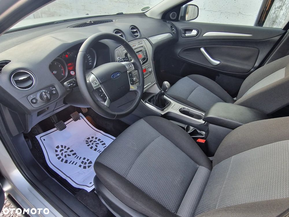 Ford Mondeo 2.0 Viva Titanium - 14