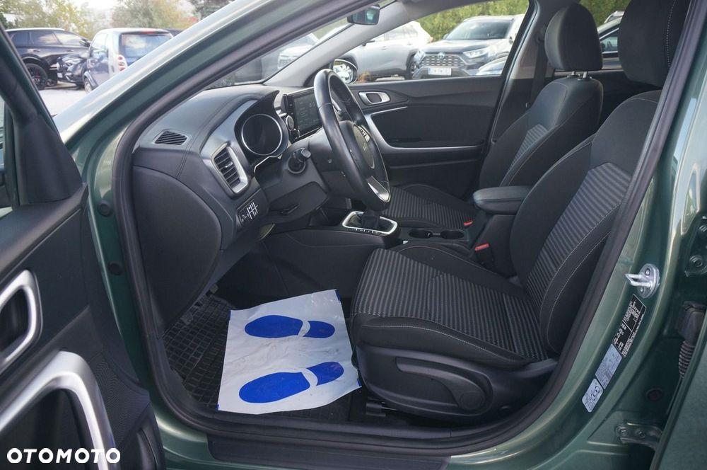 Kia Ceed 1.5 T-GDI M - 20