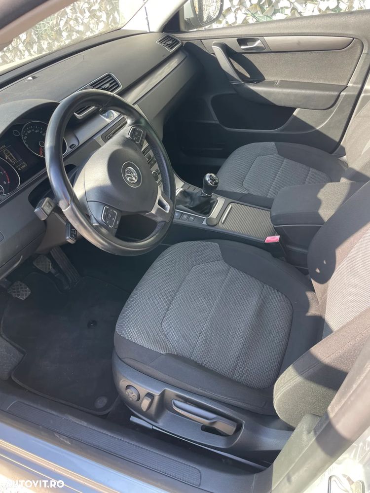 Volkswagen Passat 2.0 TDI BlueMotion Tehnology Comfortline - 7