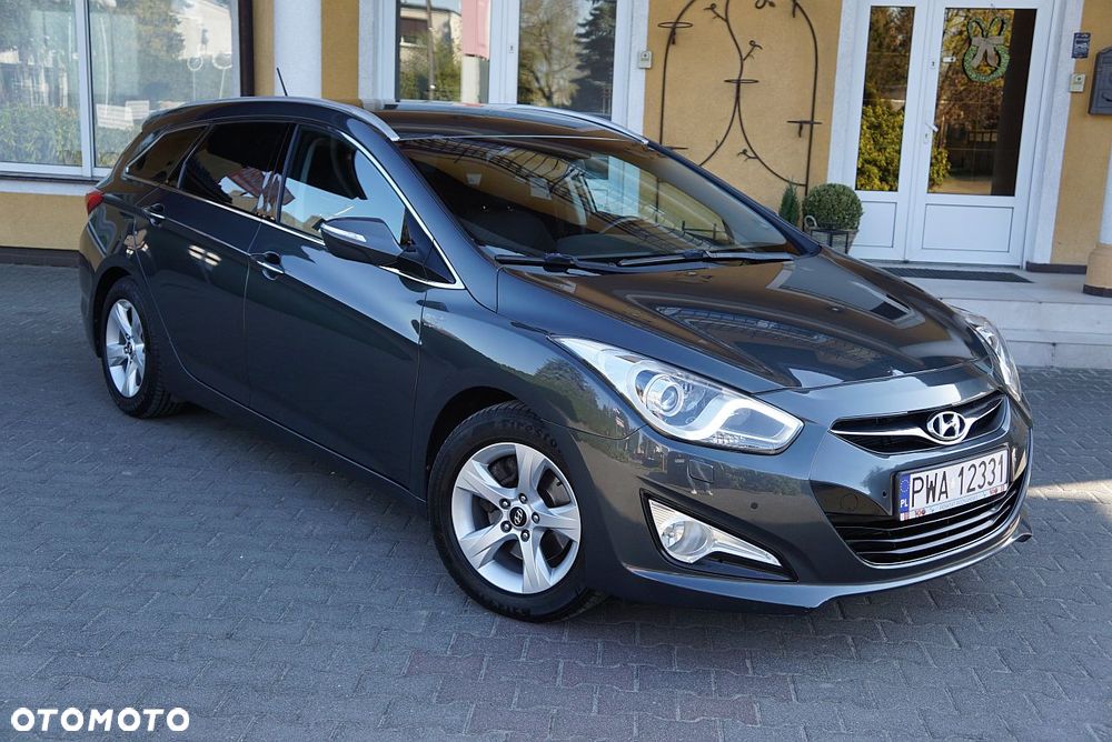 Hyundai i40 i40cw 1.7 CRDi Fifa World Cup Edition - 4