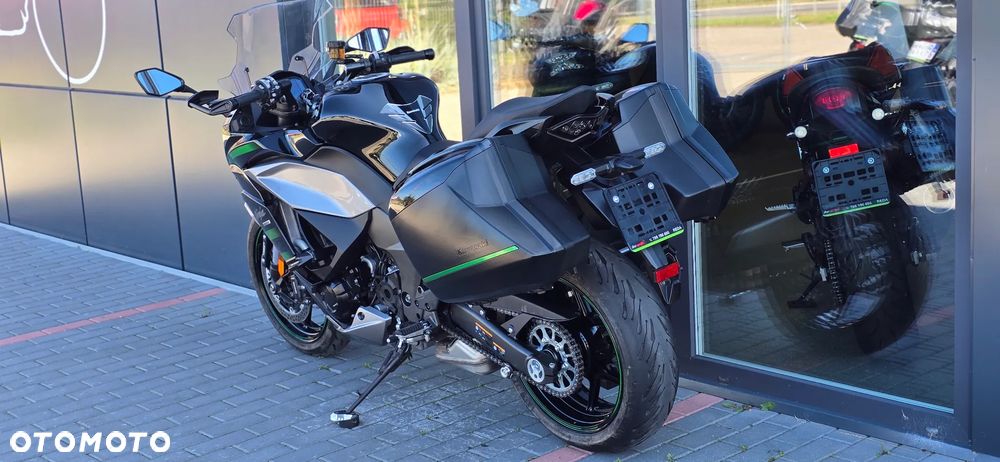 Kawasaki Ninja 1000 SX - 27