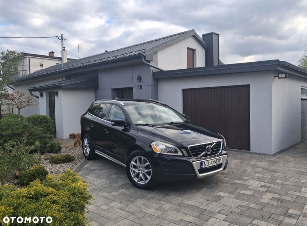 Volvo XC 60 2.4D AWD Momentum - 4
