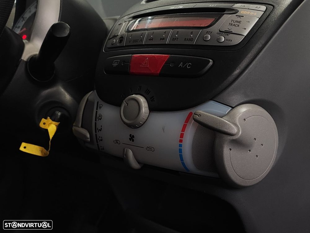 Toyota Aygo 1.0 + AC - 40