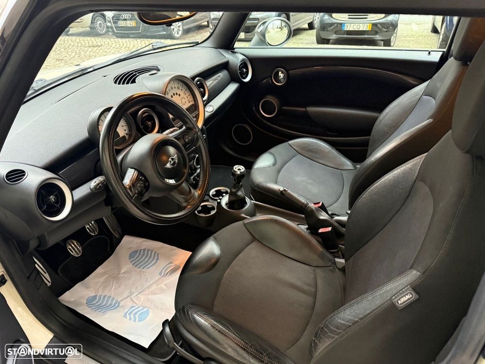 MINI 3 Portas Cooper S - 7
