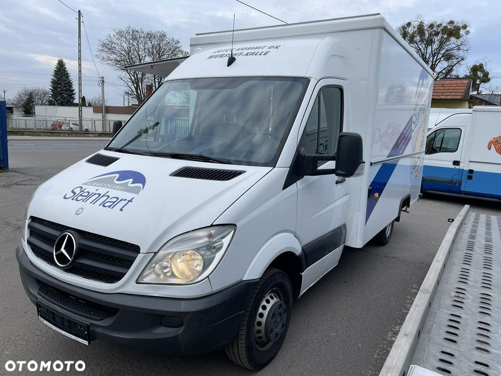 Mercedes-Benz Sprinter - 16