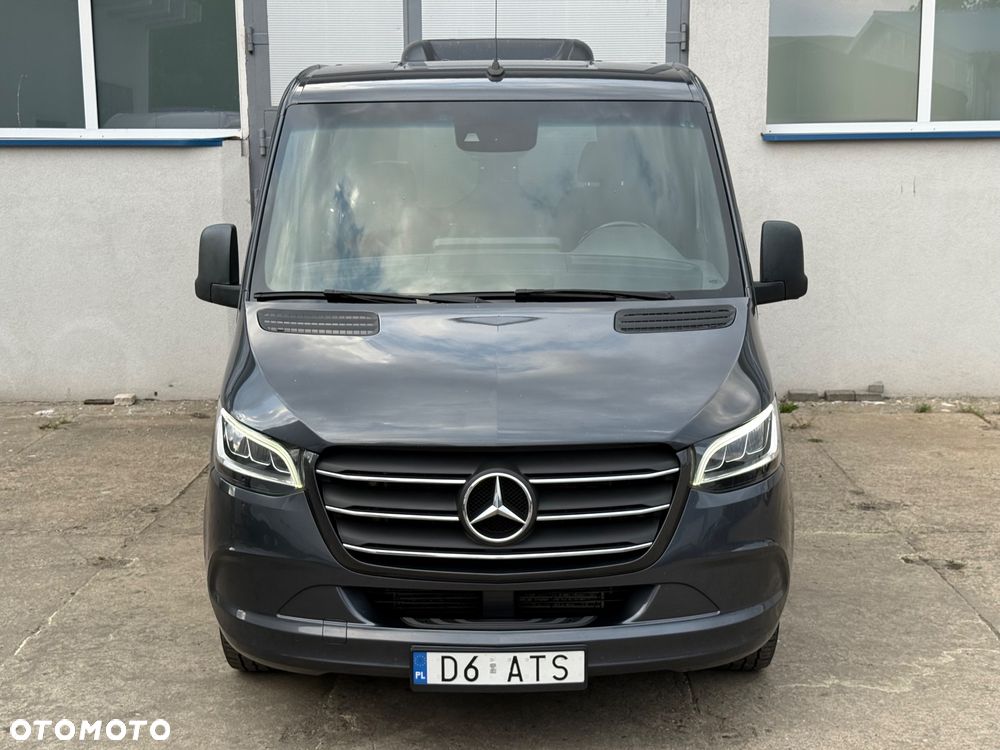Mercedes-Benz Sprinter - 2