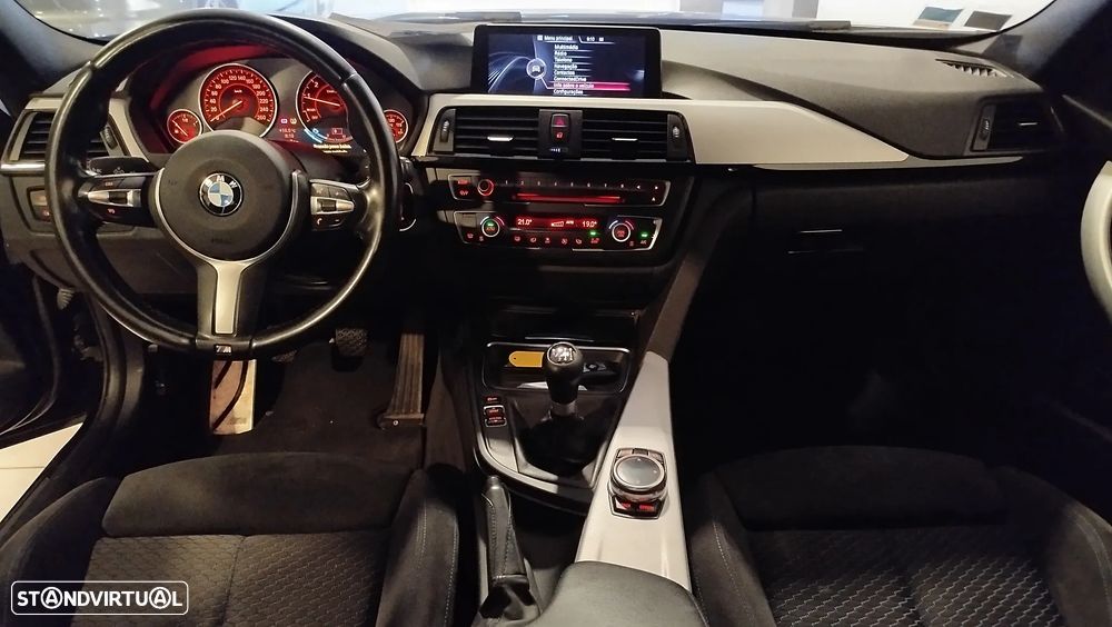 BMW 316 i Touring Pack M - 10