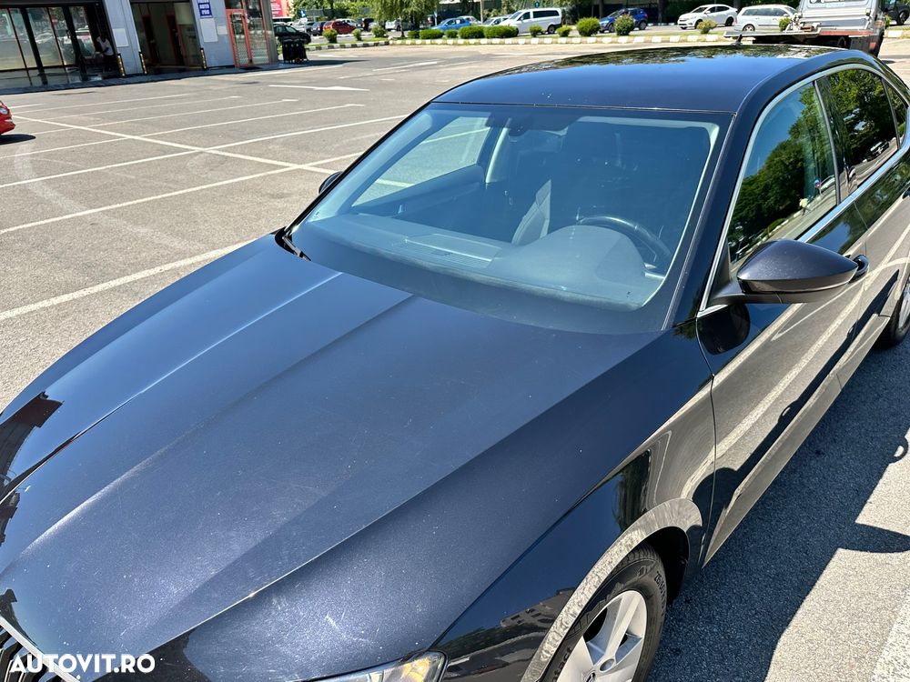 Skoda Superb 2.0 TDI DSG Ambition - 13