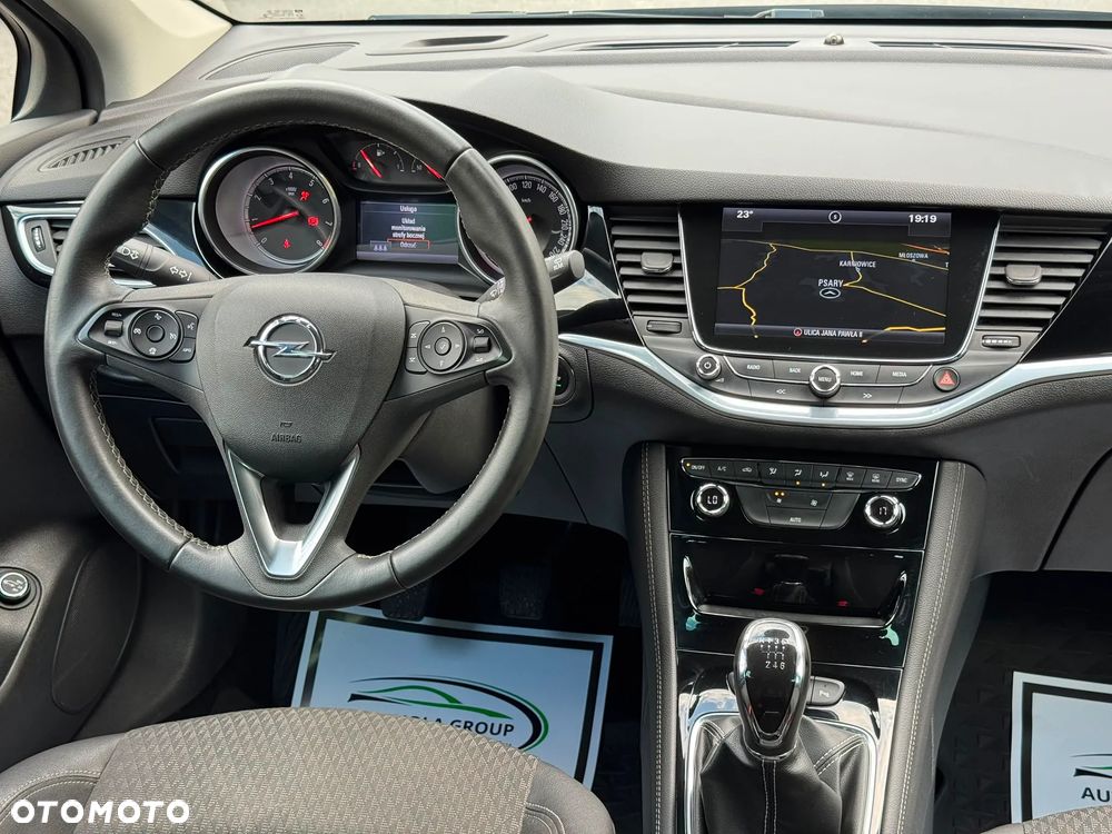 Opel Astra 1.4 T Dynamic S&S - 12