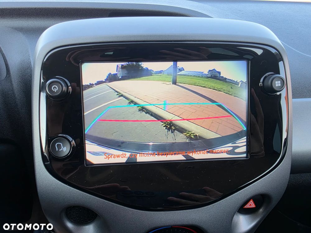 Toyota Aygo x-play - 29