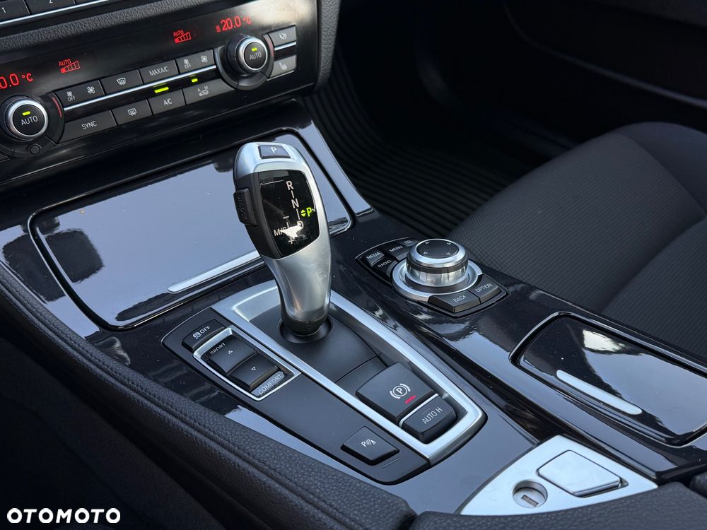 BMW Seria 5 - 26