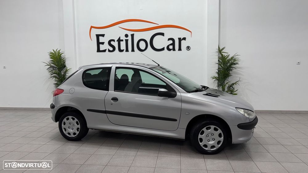 Peugeot 206 1.1 XR - 13