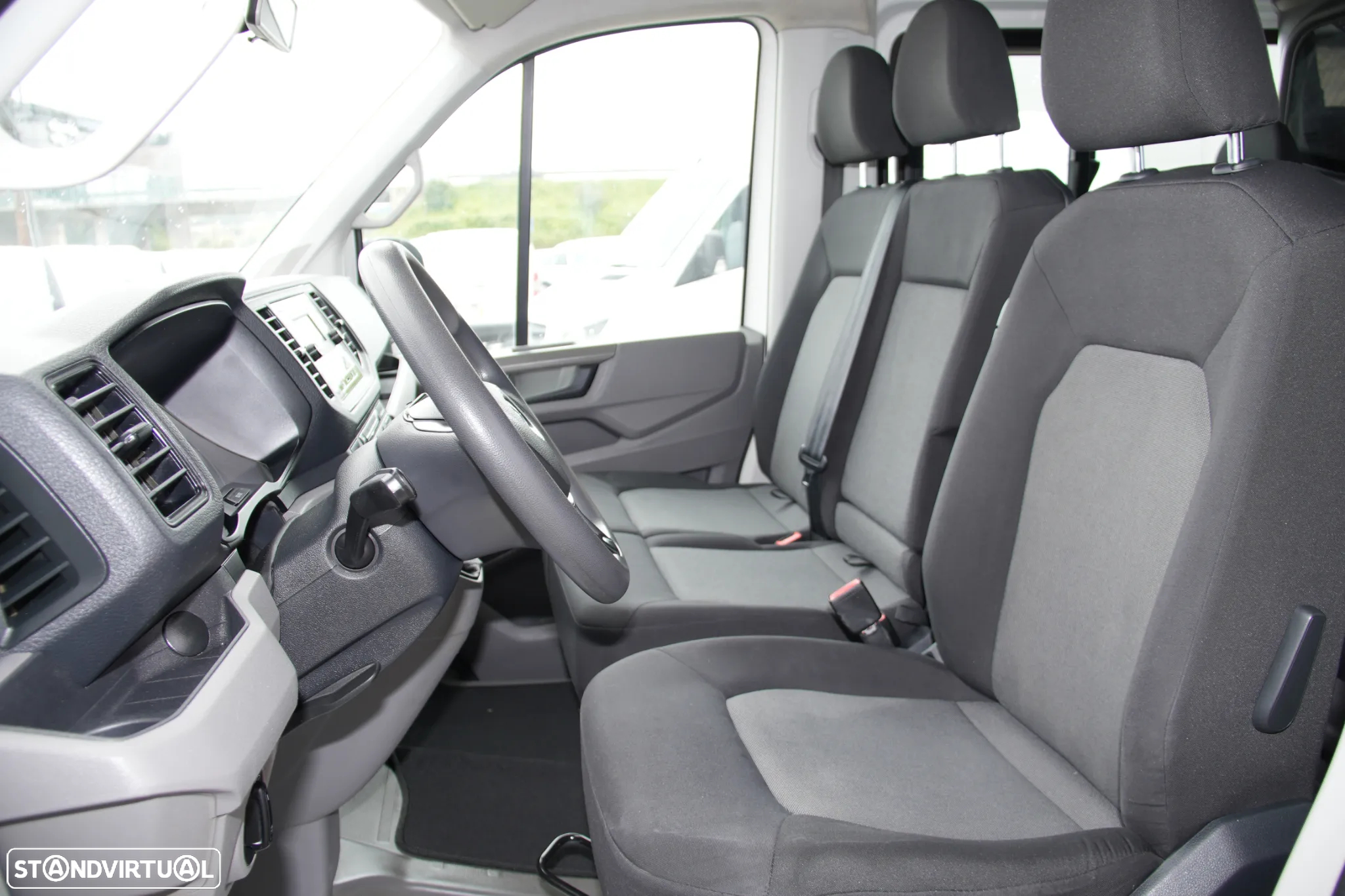 VW Crafter 7Lugares 2.0TDI 177cv - 9