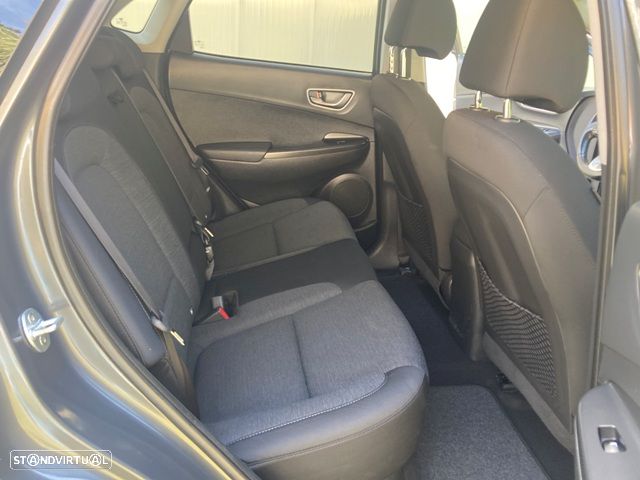 Hyundai Kauai Advantage - 34