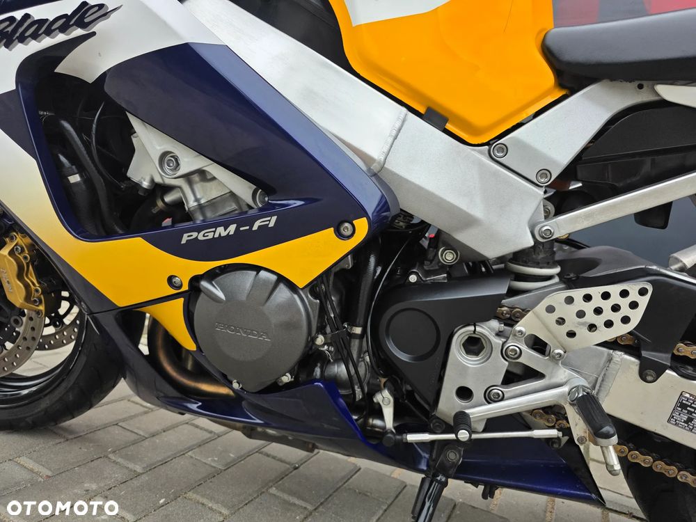 Honda CBR - 11