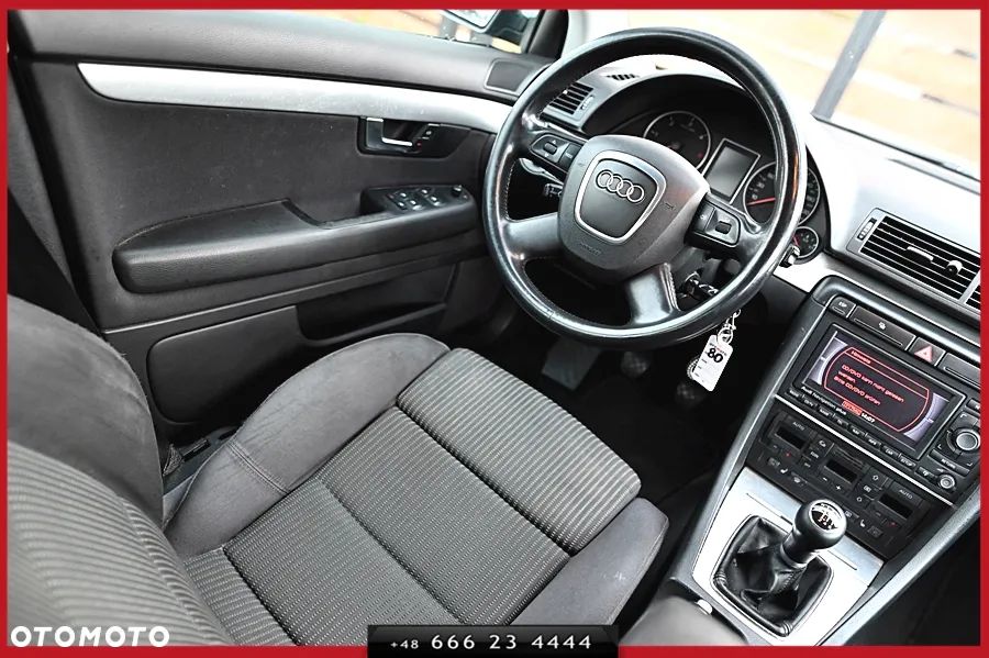 Audi A4 Limousine - 20