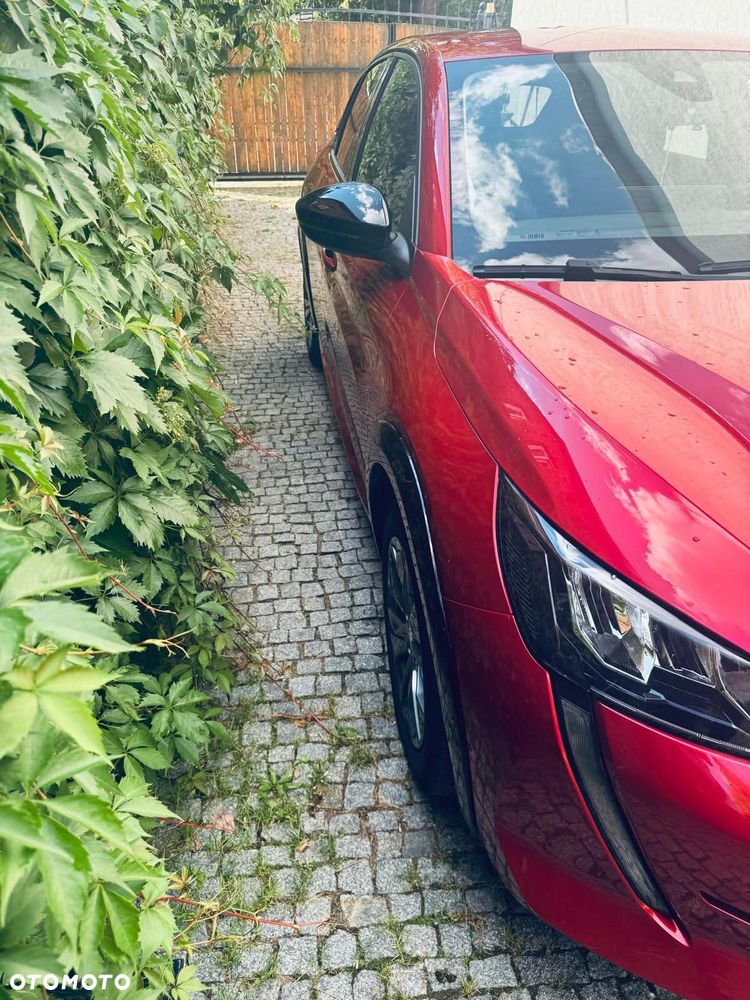 Peugeot 208 - 5