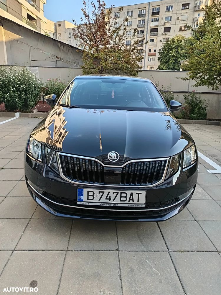 Skoda Octavia 2.0 TDI DSG Style - 3