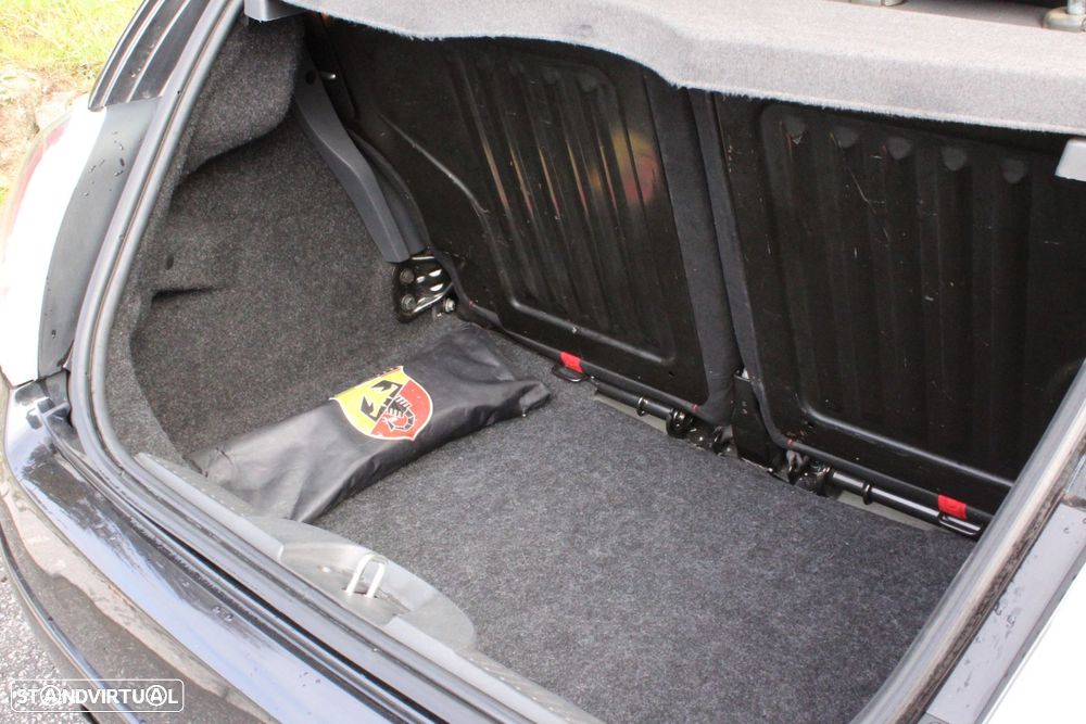 Fiat 500 1.3 16V Multijet Sport - 33