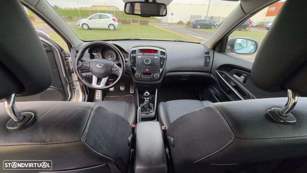 Kia Ceed 1.6 CRDi EX Eco - 9