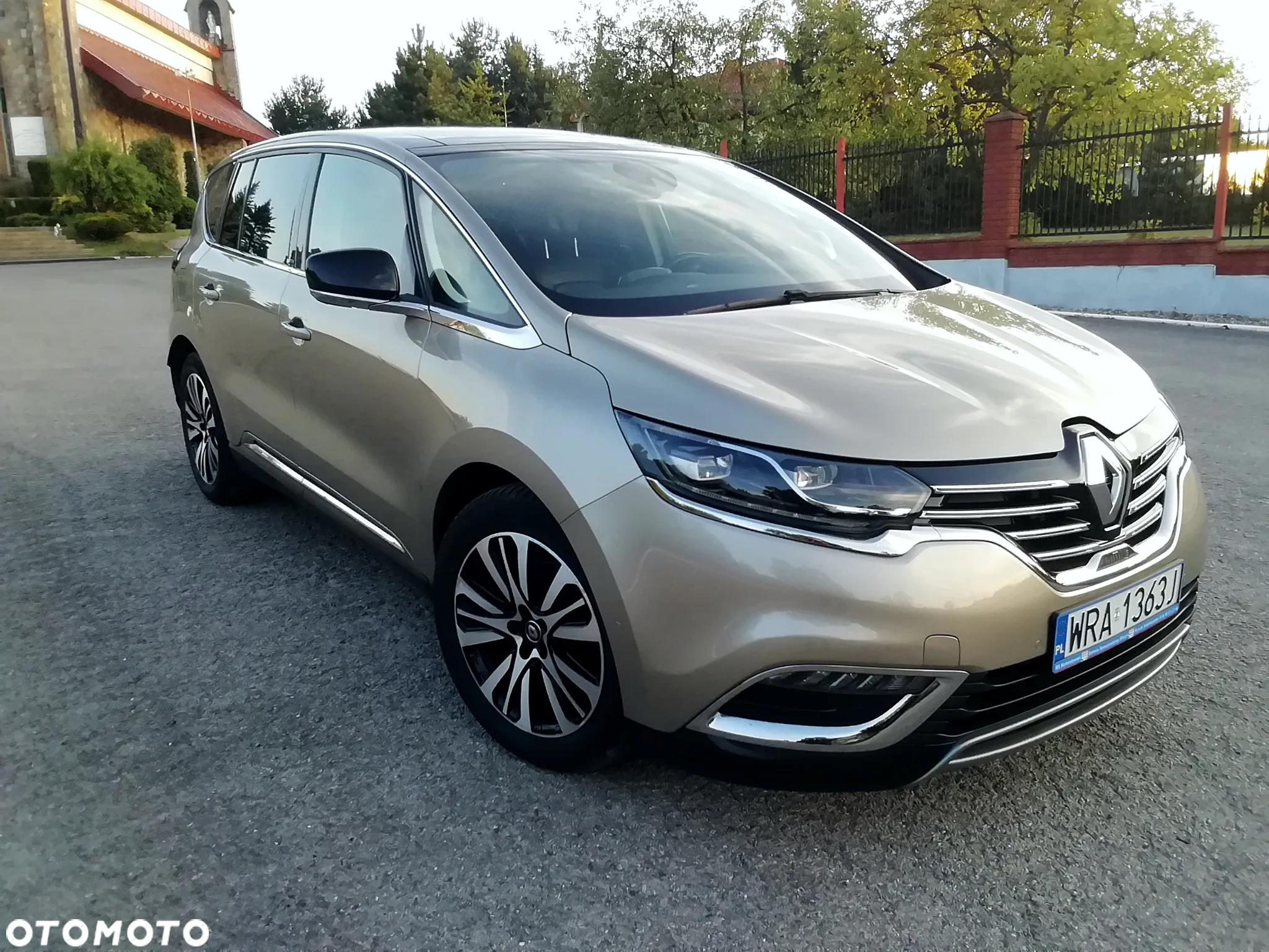 Renault Espace 1.6 dCi Energy Initiale Paris EDC 7os - 3