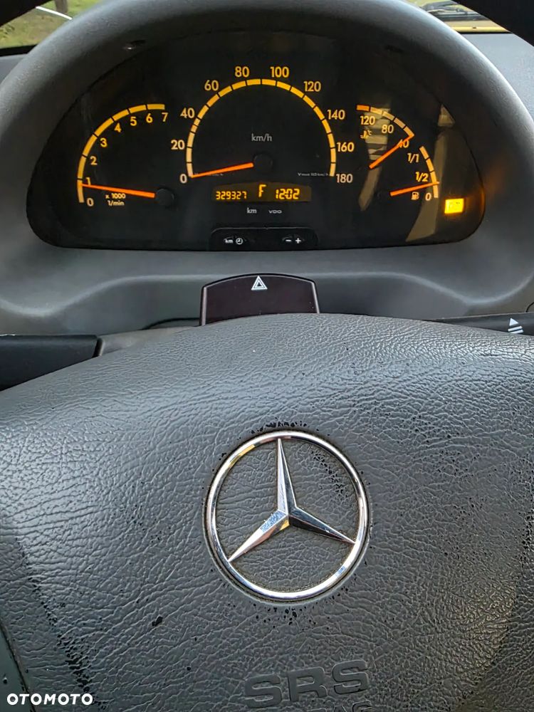 Mercedes-Benz 308CDI - 20