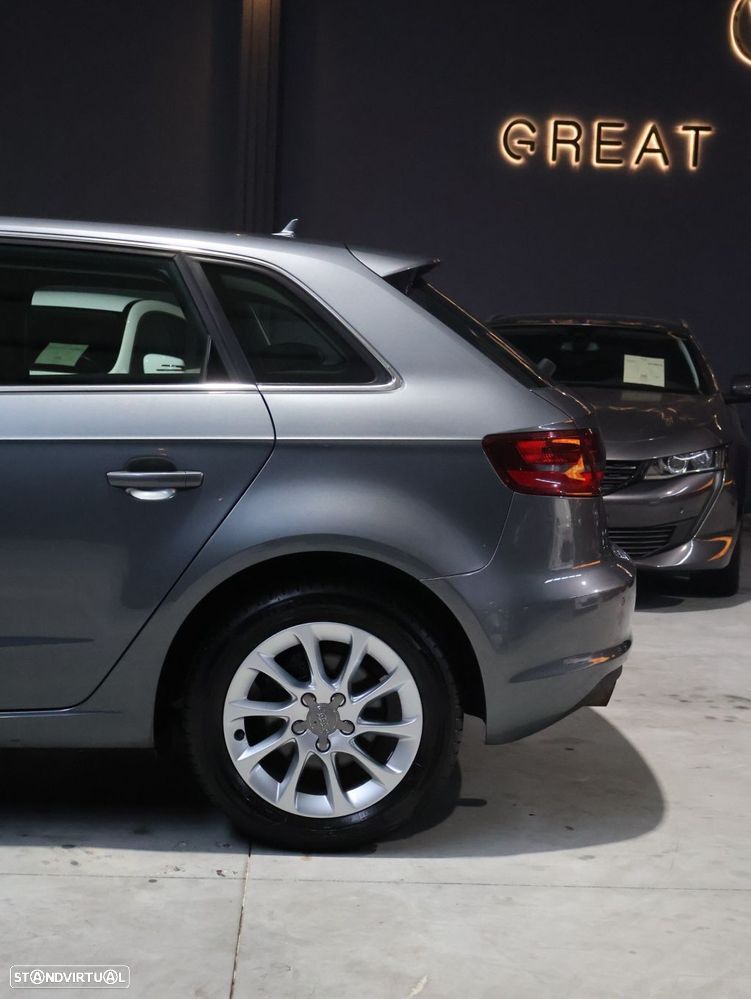 Audi A3 Sportback 1.6 TDI Sport S-Tronic - 13