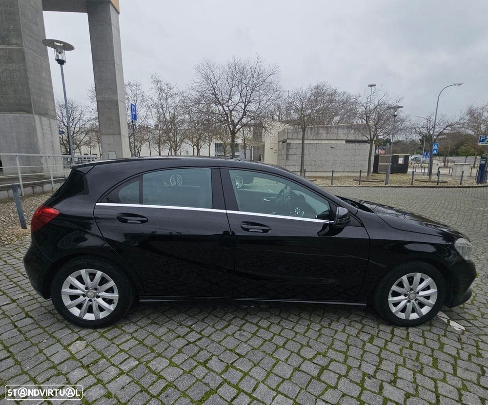 Mercedes-Benz A 180 d Style - 12