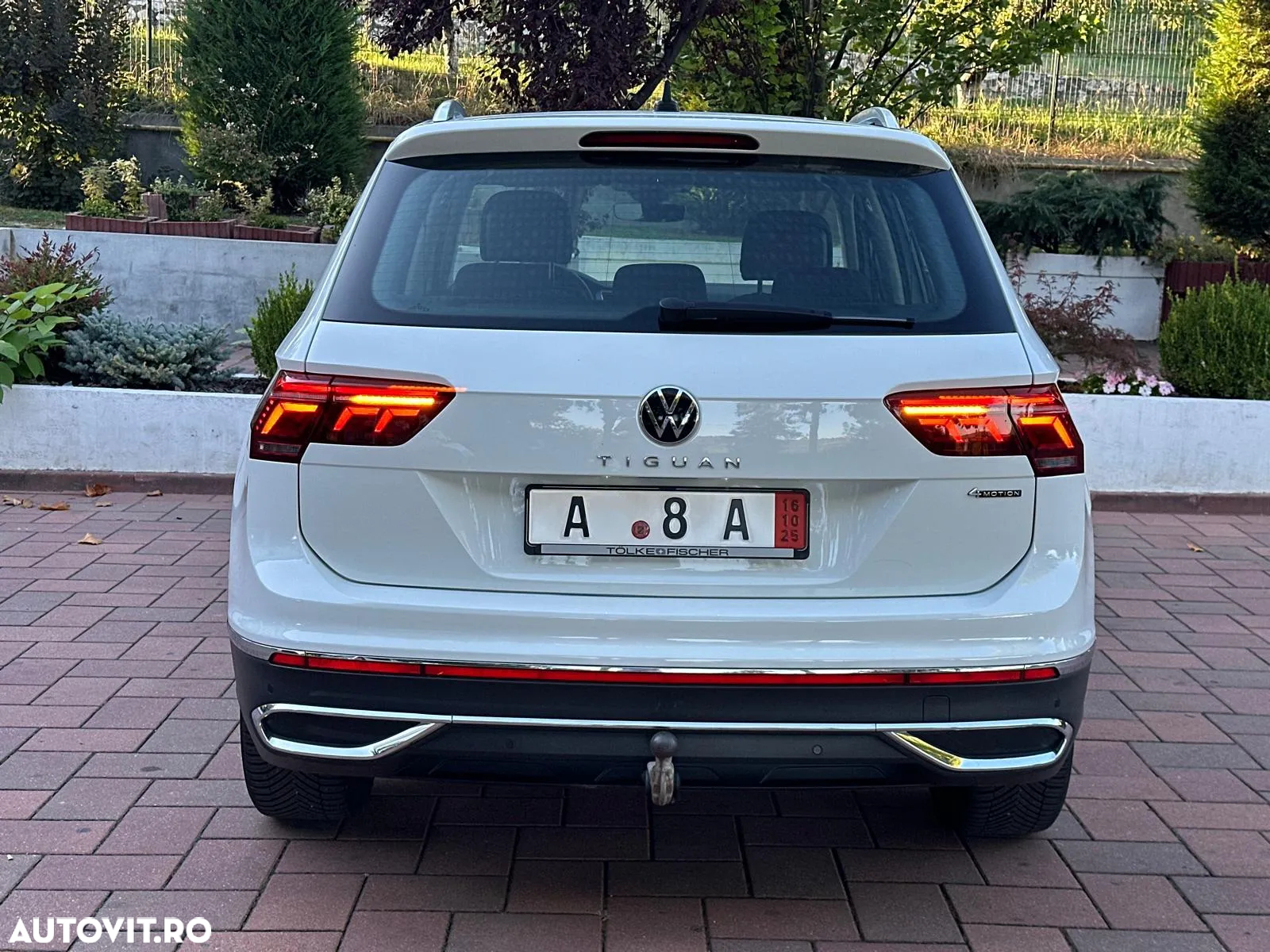 Volkswagen Tiguan 2.0 TDI DSG Elegance - 11