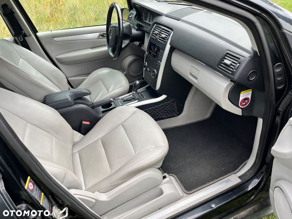 Mercedes-Benz Klasa B 180 CDI DPF Autotronic Special Edition - 34
