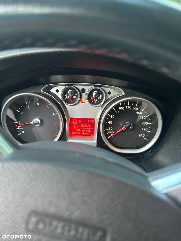 Ford Focus 1.6 Ambiente - 14