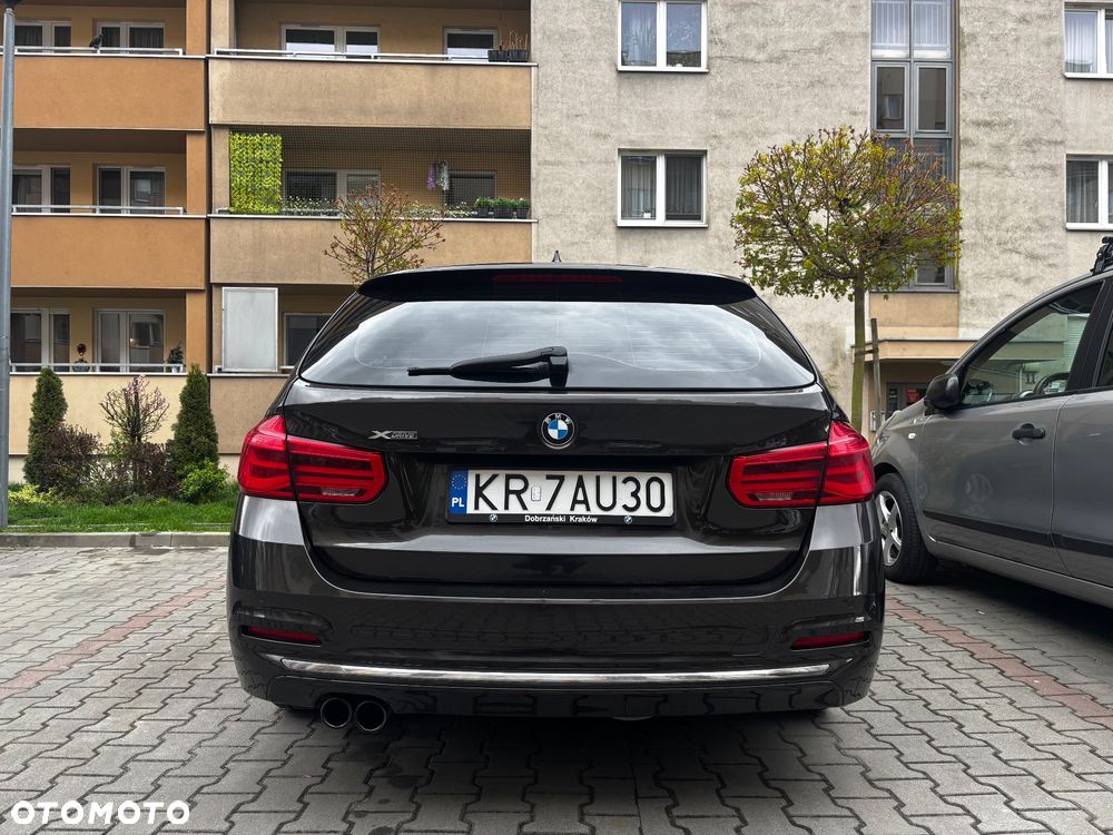 BMW Seria 3 320d xDrive Edition Luxury Line Purity - 39