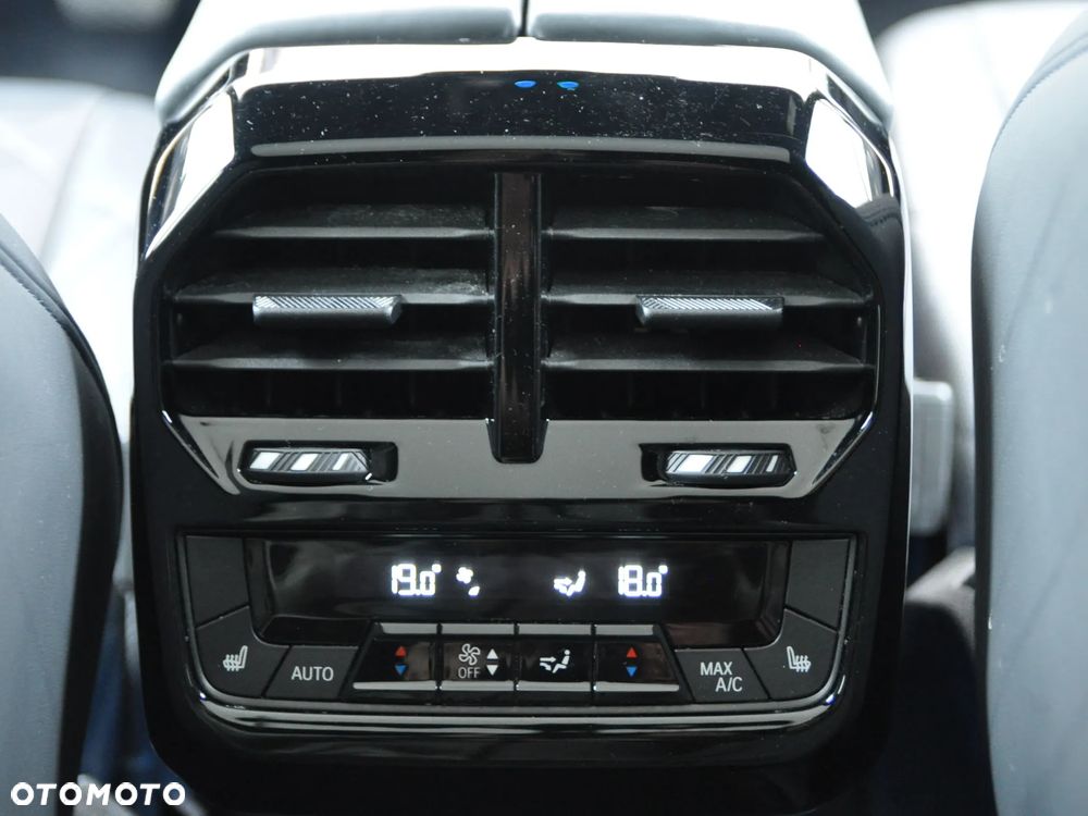 BMW iX xDrive50 111.5kWh - 15