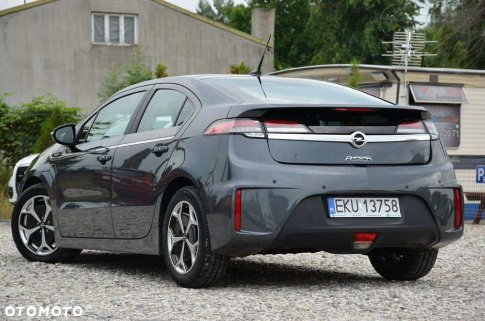 Opel Ampera - 12