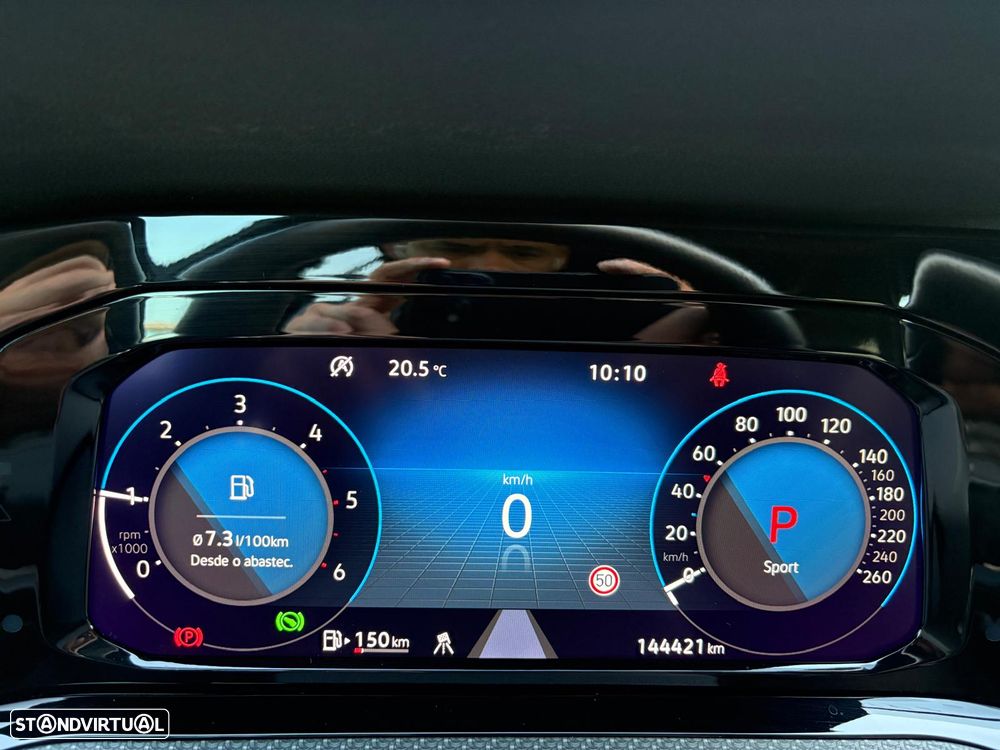 VW Golf 2.0 TDI SCR DSG R-Line - 10