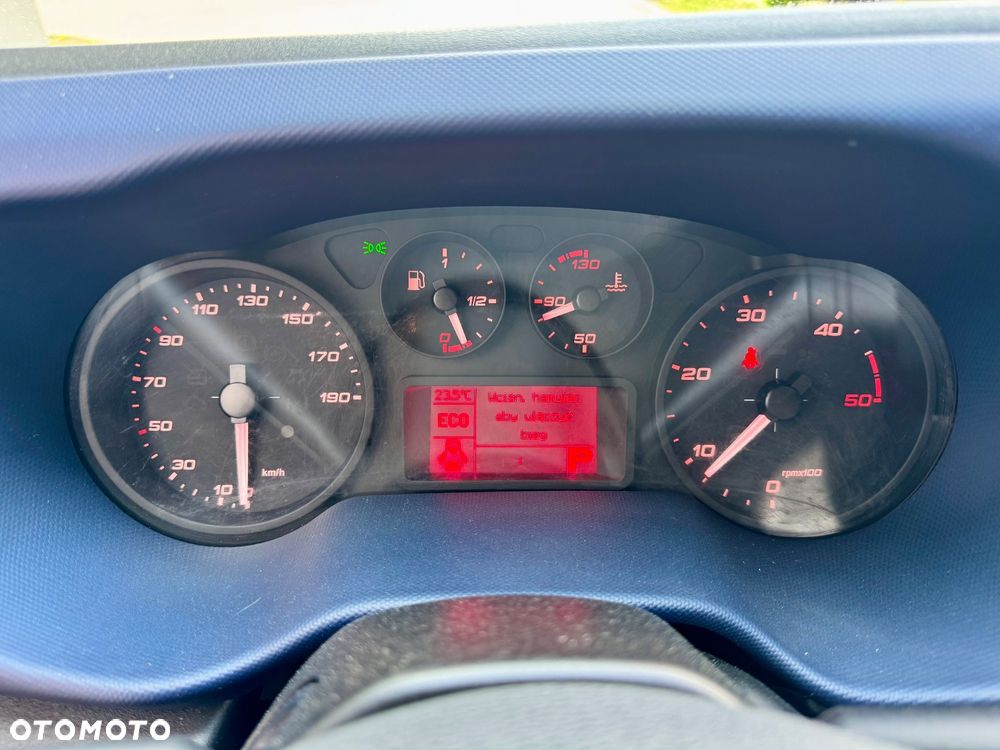 Iveco Daily 35-160 kontener HI- Matic Automat 8HP Rampa ZEPRO najazd WINDA 36s16 - 22