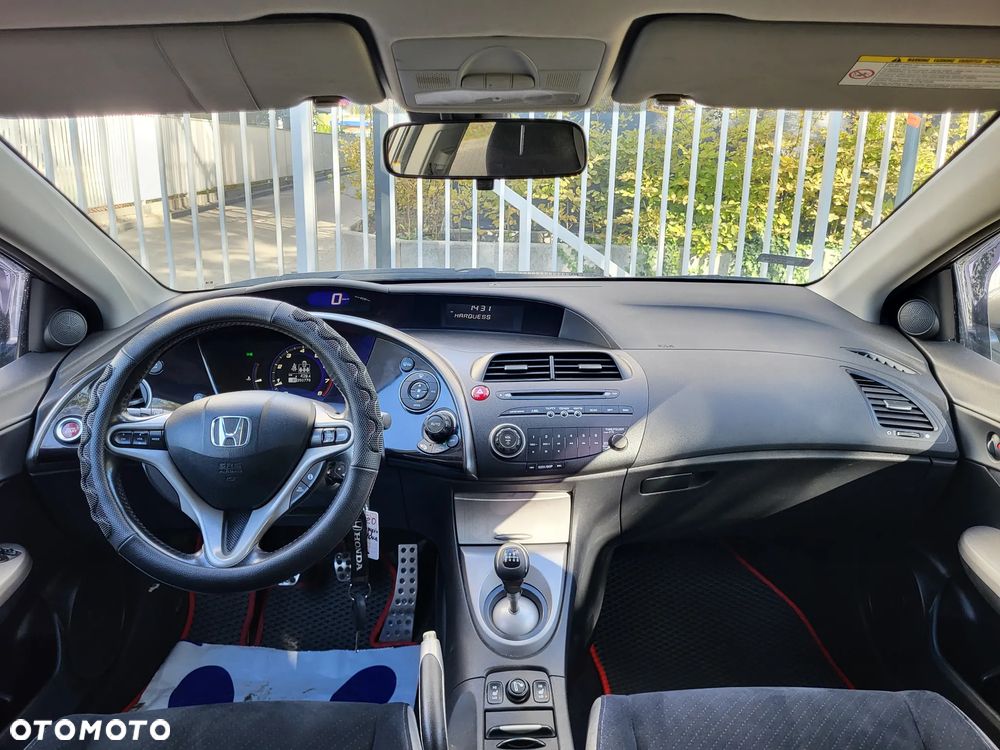 Honda Civic 1.8 Comfort - 10