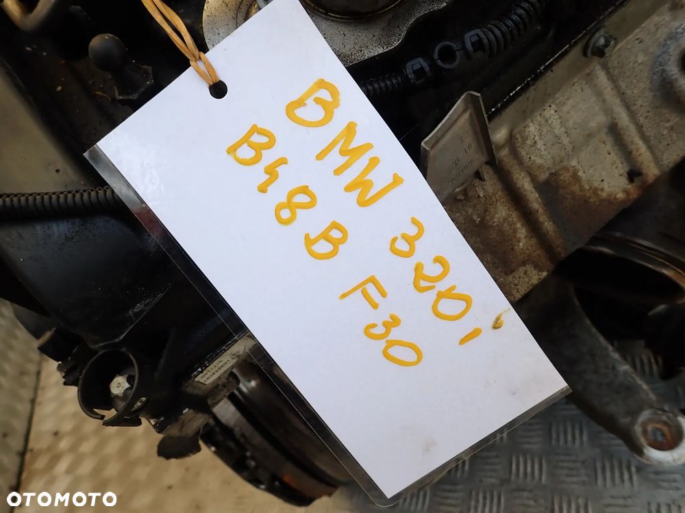 SILNIK BMW 320i  B48B20A - 11