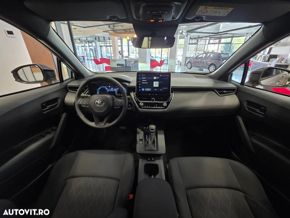 Toyota Corolla Cross - 9