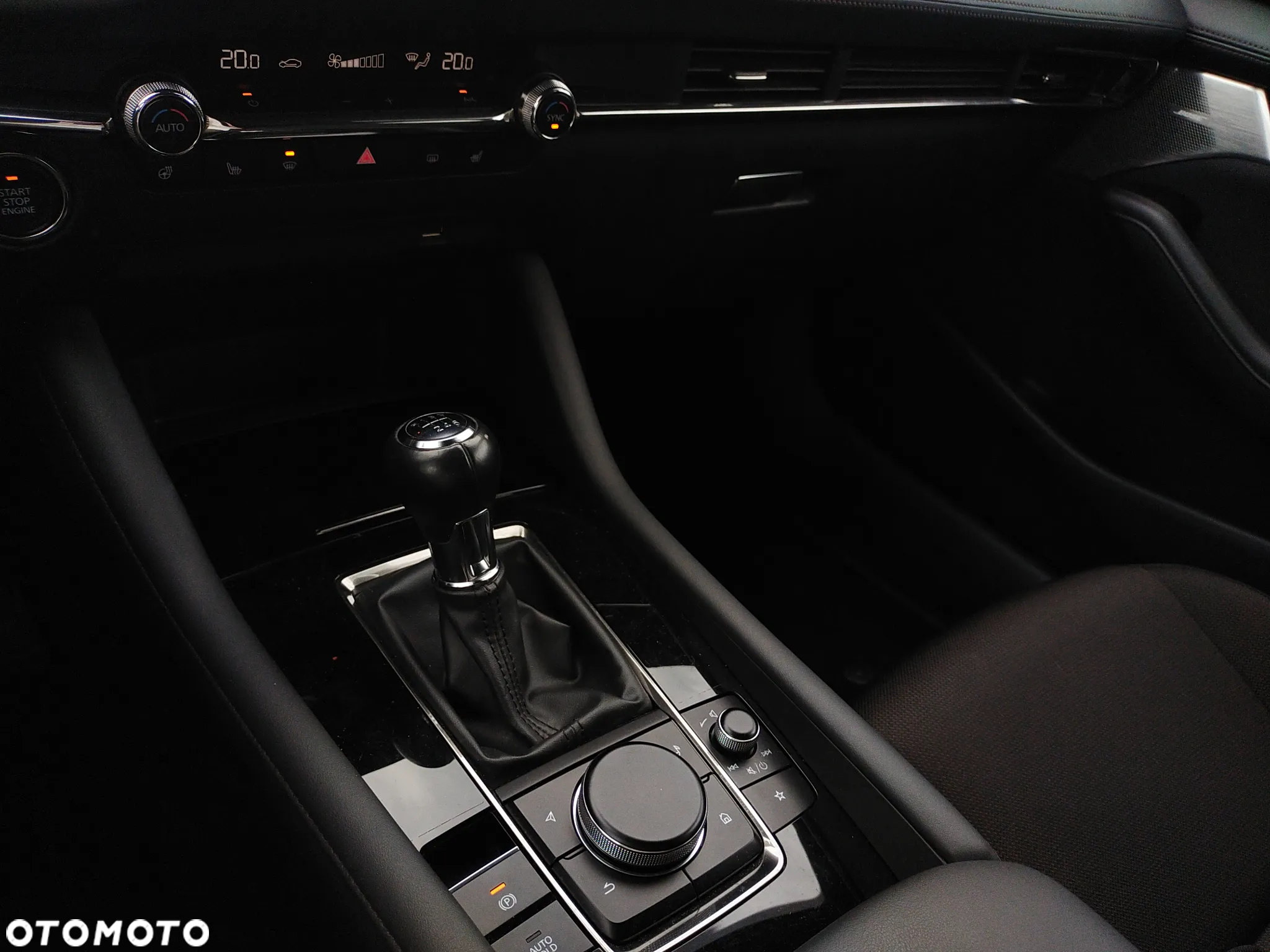 Mazda 3 SKYACTIV-X 2.0 M-Hybrid - 30