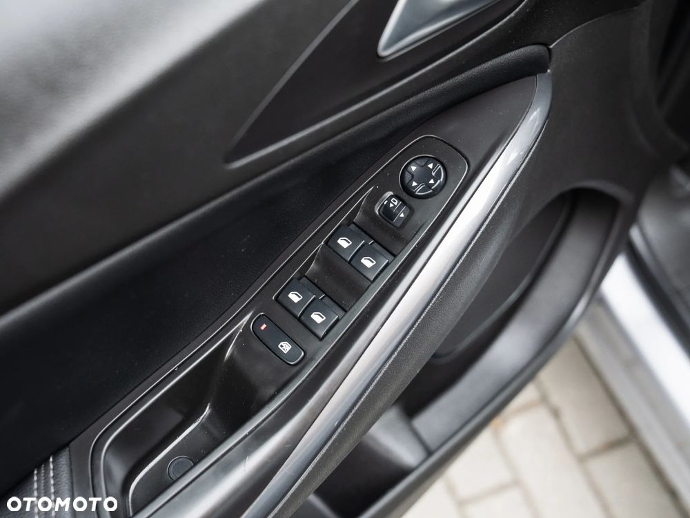 Opel Grandland X 1.2 Start/Stop Ultimate - 37
