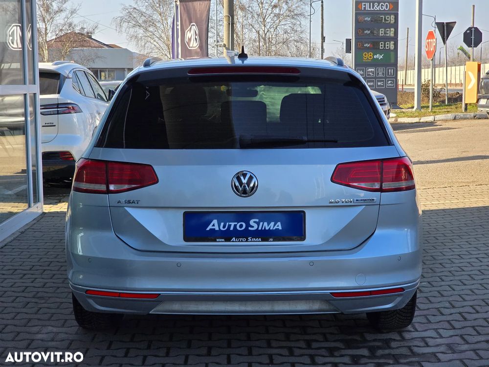 Volkswagen Passat - 6