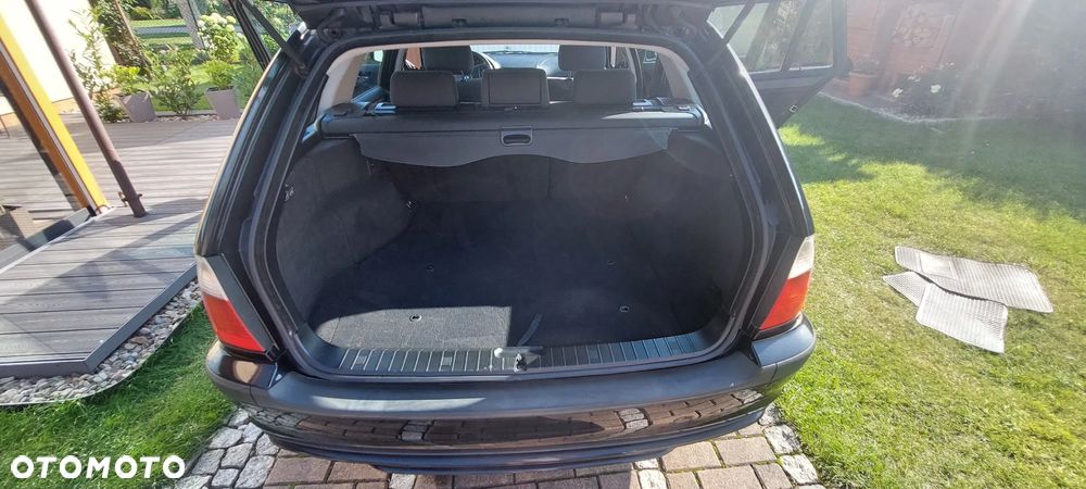 BMW Seria 3 320d - 6