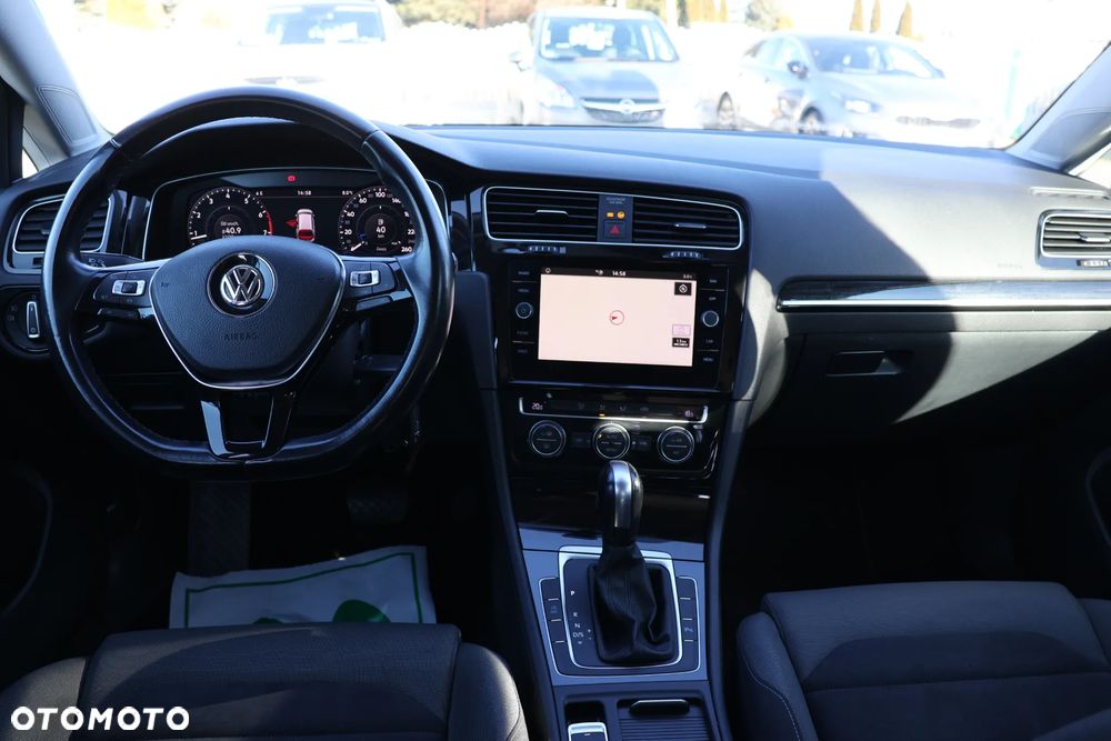 Volkswagen Golf Variant 1.5 eTSI OPF DSG Style - 5