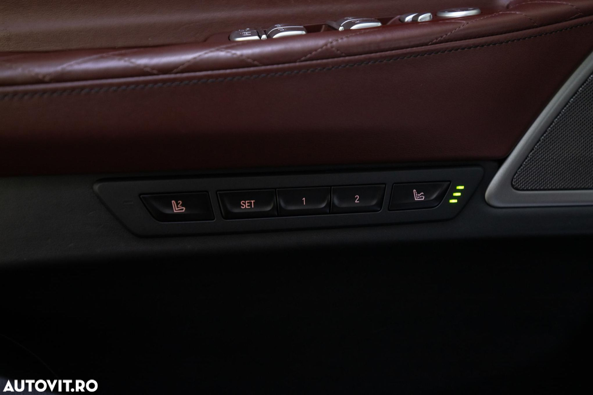 BMW Seria 7 - 33