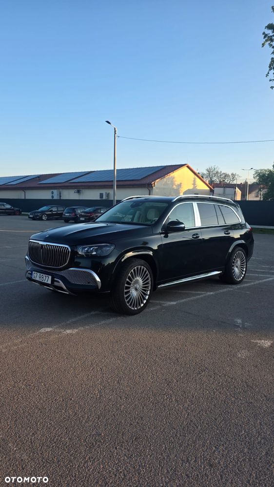 Mercedes-Benz GLS - 11