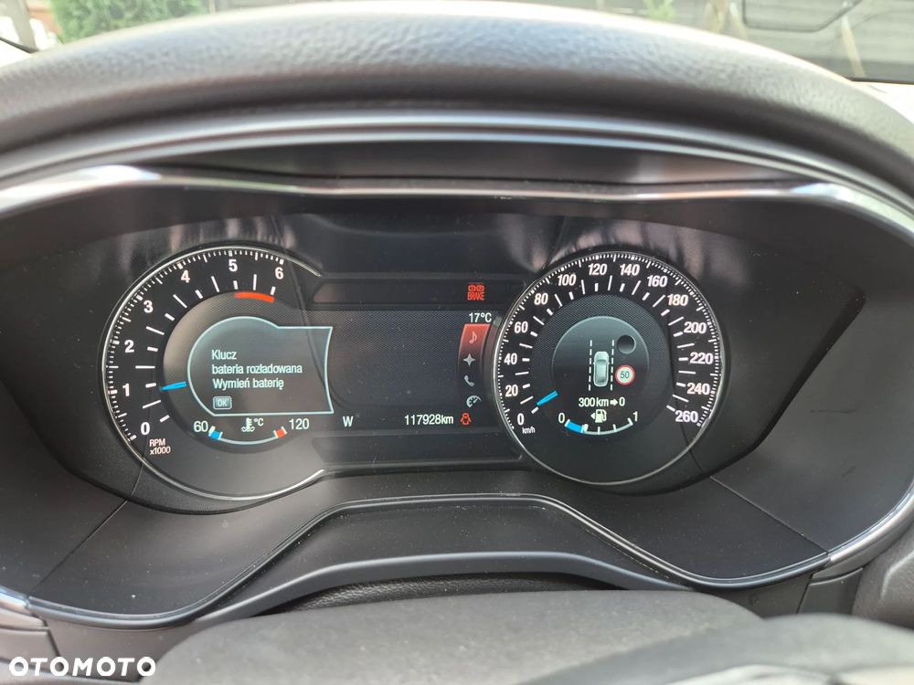 Ford Mondeo 2.0 TDCi STart-Stopp ST-Line - 11
