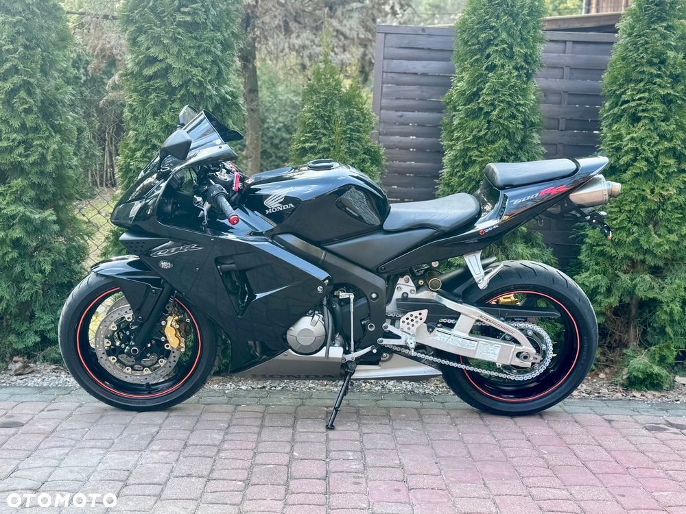 Honda CBR - 6