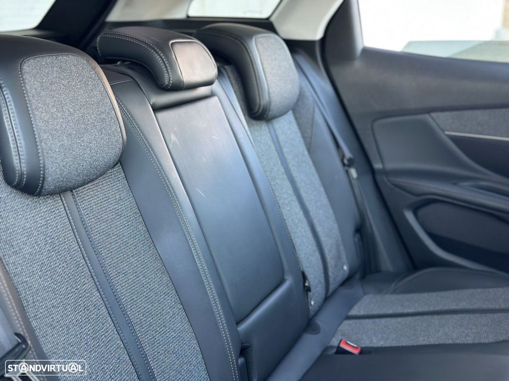 Peugeot 3008 1.6 BlueHDi Allure - 21