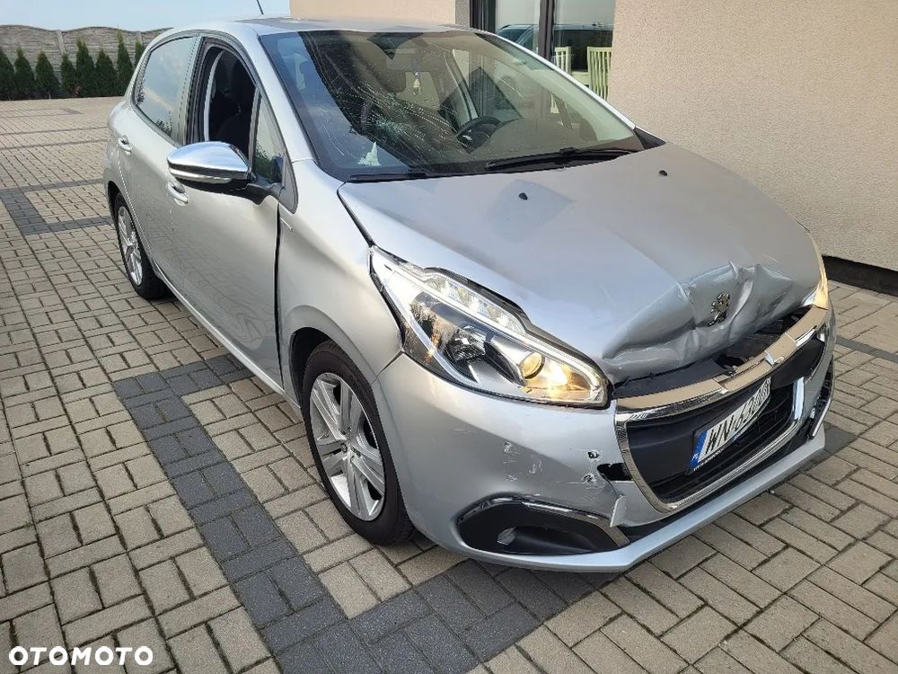 Peugeot 208 1.2 PureTech Style - 2